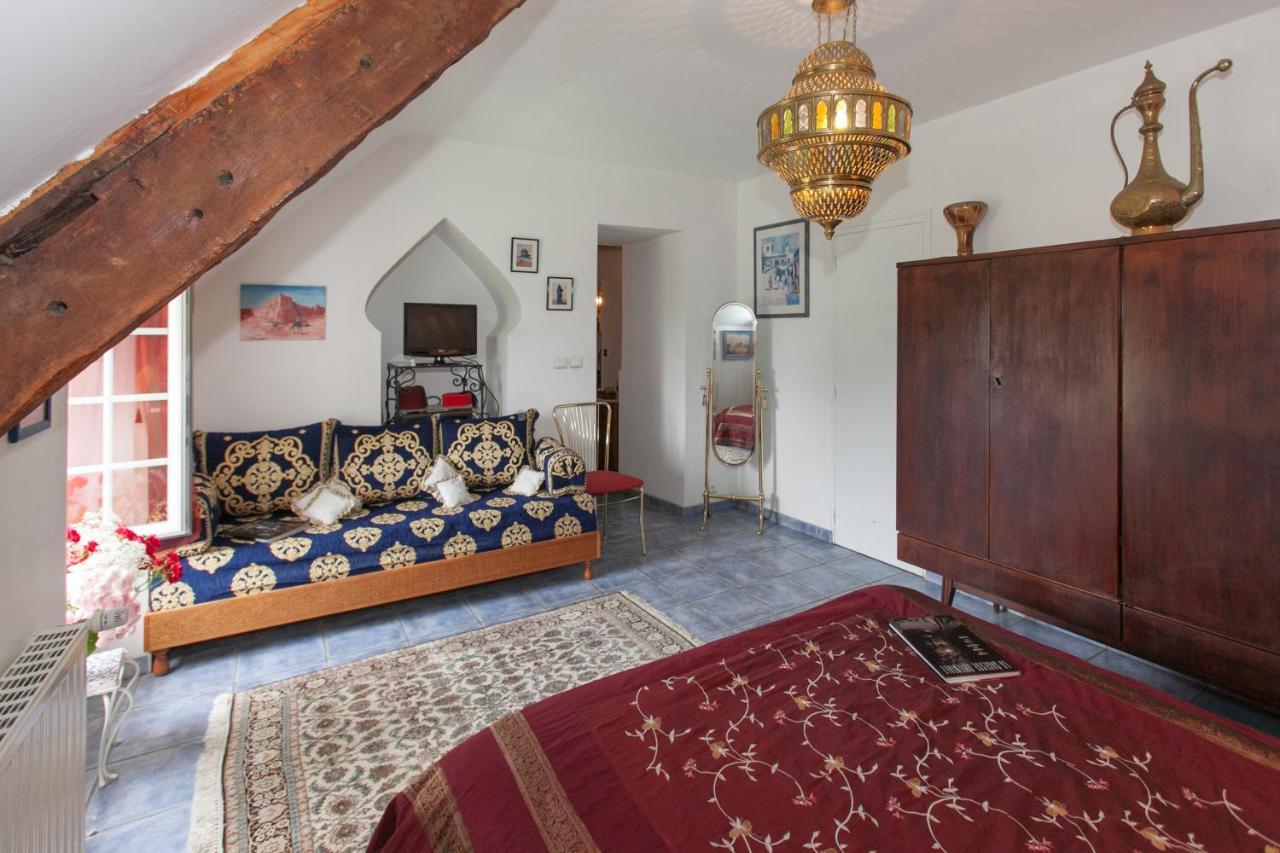 Chambres D'Hotes - Les Palmiers Corseul Kültér fotó