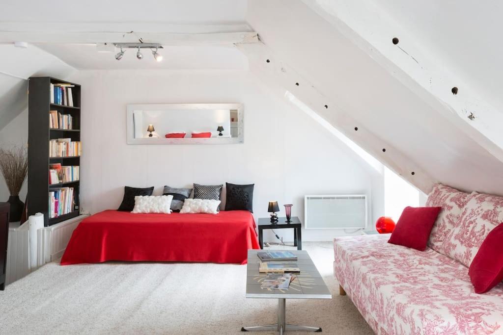 Chambres D'Hotes - Les Palmiers Corseul Kültér fotó